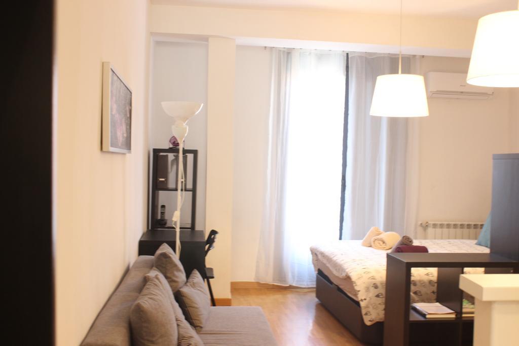 Appartamento Concepcion Jeronima Madrid Esterno foto